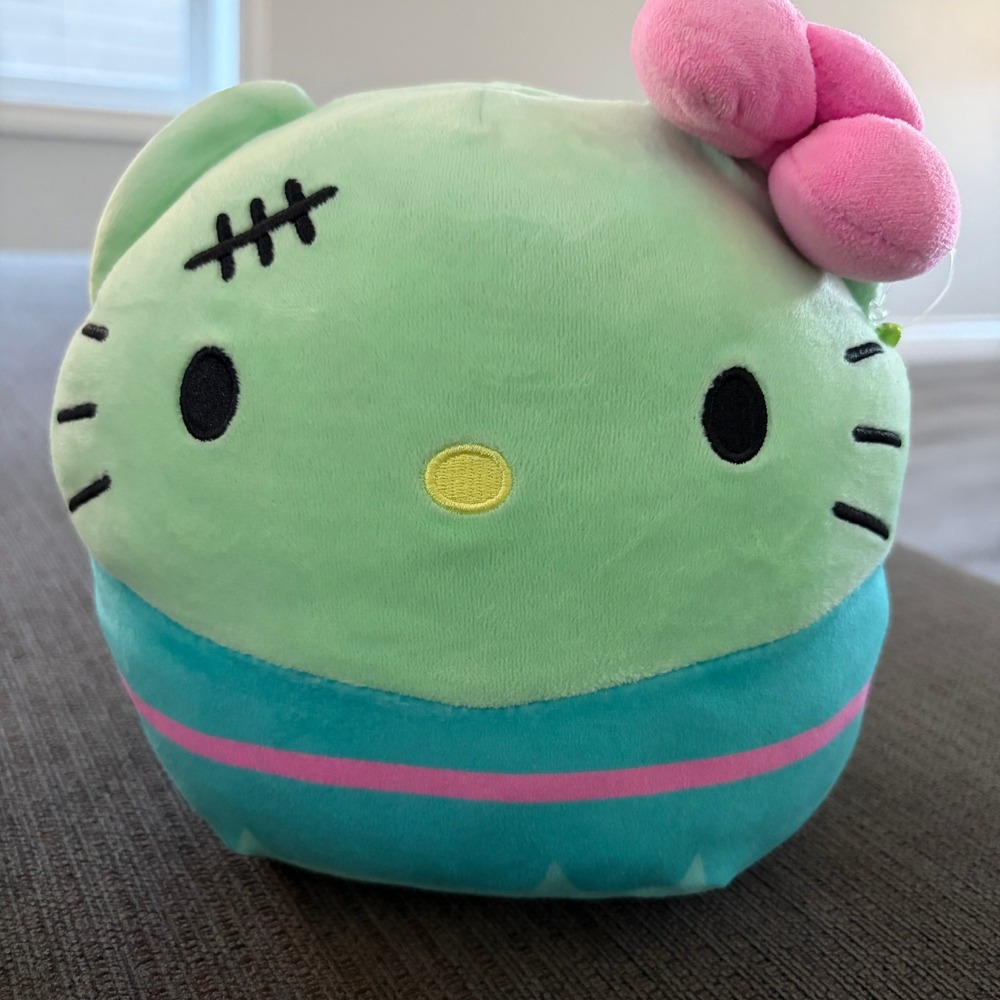 Squishmallows Hello Kitty Frankenstein Spooky Halloween Plush 8" Sanrio Green